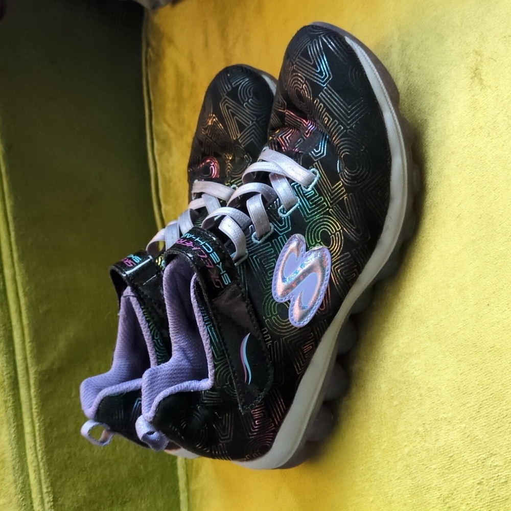 Sketchers size 3.5